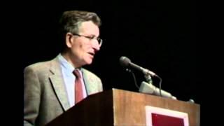 Noam Chomsky - The Political Economy of the Mass Media - Part 1 HD