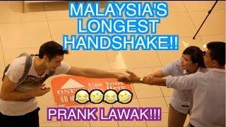 Malaysia's Longest Handshake Prank!! (PRANK LAWAK!)