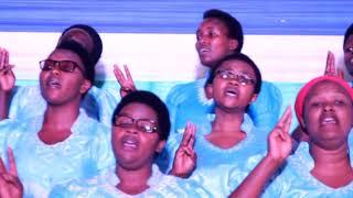 IGITERANE CYO KUZIRIKANA KUNSHUROYA 15 ABARIRIMBYI BA CHORALE IMPUHWE BATABARUTSE LE27/7/2002.Part 3