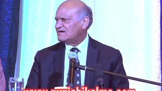 Anwar Masood - Lassi ate Chah - Funny poetry ਲੱਸੀ ਅਤੇ ਚਾਹ ਦੀ ਲੜਾਈ