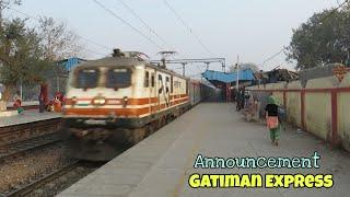 When India's Fastest Train Passes Through Station | Announcement for Stay Away from Yellow Line.