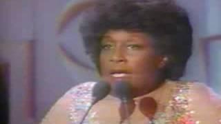 Isabel Sanford Gets An Emmy Award!