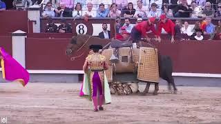 EL PICADOR DE UTRERA, AURELIO CRUZ, SE RECUPERA DE LA CAÍDA SUFRIDA EN LA PLAZA DE TOROS DE MADRID