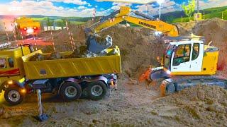 BEST OF *Mini-Baustelle Thüringen* - UNIQUE RC TRUCKS, DEMOLITION EXCAVATOR, RC LIEBHERR 914 COMPACT