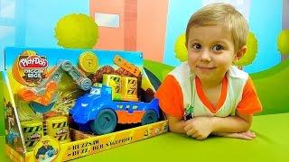 Детский лесовоз Play Doh - Играем с Даником в пластилин Плей До. Play Doh Diggin Rigs