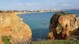 Portimão - Algarve Une ballade de Três Irmãos a Praia de Alemão