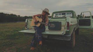 Lainey Wilson - 4x4xU (Official Lyric Video)