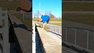 How many spins? ️.#parkour #freerunning #fantasthenics .#SpringOnYouTube