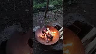 SLEEPING OUTDOOR IN THE ALPS - Getting the fire started and connecting with the elements...