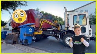 Check Out This Garbage Truck!