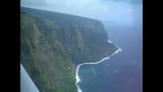 2007 03 Siebrings Fly Over HI Coast, Cliffs, Waterfalls, Valleys 01