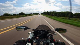 Sportbike vs Cruiser | SUZUKI GSXR 600 & INDIAN CHIEFTAIN | RAW SOUND [4K]