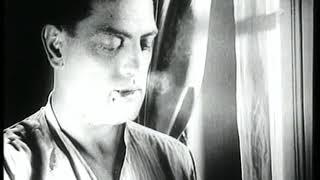 1.  Un Chien Andalou Intro