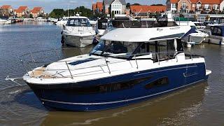 Jeanneau Merry Fisher 1095 Flybridge (Legend Edition) - Full Walkthrough Tour - 21/22 Model