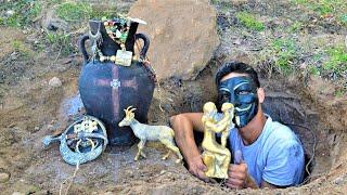 We Found Dangerous Treasure Full Of Gold Jewels And archaeological statues/treasure hunt /كنز أثري