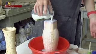 Craftswoman from Lviv Shows Ancient Technique of Glazing Ceramics with Milk
