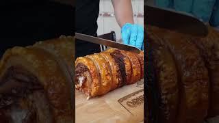 Waooooo insólito Porchettaposterio hace una rica porchetta #food #abuelita #bbq