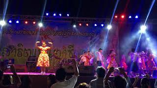 การแสดงเด็กชั้น ป.1/2 โรงเรียนสาธิตมหาวิทยาลัยราชภัฏวไลอลงกรณ์ ปี 2561