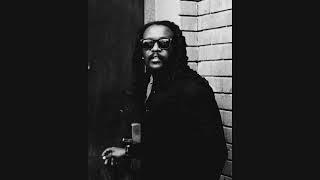 Nyashinski - Top Form (Official Audio)