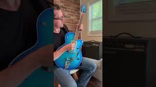 FUNKY FINGERSTYLE BLUES LICK #shortsfeed #guitar #xvive