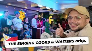 Even cooks and waiters can sing in the Philippines? I also meet @HeyoLeah for the 1st time!