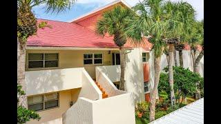 Venice Florida homes for sale! 762 Village Circle #216, Venice, FL. Call 941-223-7088 for details!