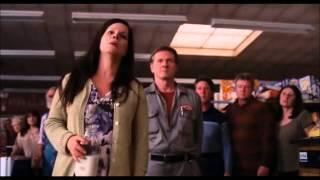 The Mist ....Religious Nut aka ' Mrs Carrmody' Takes A Bullet To The Head ( Scene )