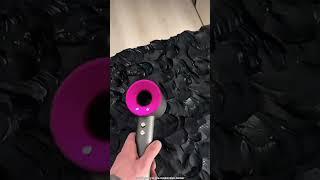 is it modern art or a unique design nor either