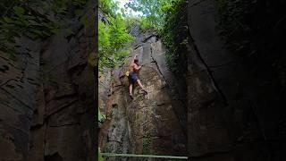 Genus Columba - 6C - New Mills Torrs Bouldering #boulderinguk #peakdistrictbouldering #ukclimbing