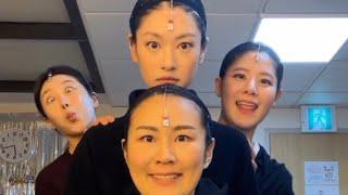 Jung So Min being Playful while getting ready for performance
