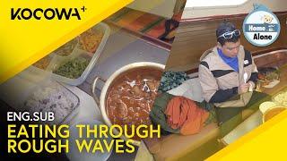 Not Even The Rough Seas Can Stop Jang Woo From Eating! | Home Alone EP571 | KOCOWA+