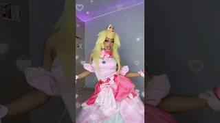 PRINCESS PEACH HOPPED ON THIS TREND?! #princesssachiko #sachi_hime96 #princesspeach