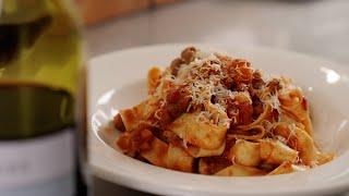 PAPPARDELLE WITH DUCK RAGU