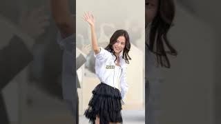 Who has perfect body with perfect Smile #blackpink #blinkforever #jisoo #jennie #lisa #rose#perfect