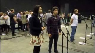 Les Miserables 25th Anniversary Special Edition - Behind The Scenes At Rehearsals