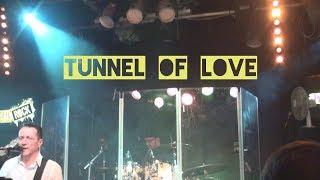 sTRAITS - Tunnel of love.