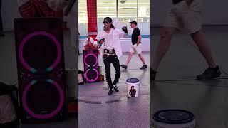 Can You BELIEVE THIS is where Michael Jackson is? Check IT out Las Vegas! #subscribe #michaeljackson
