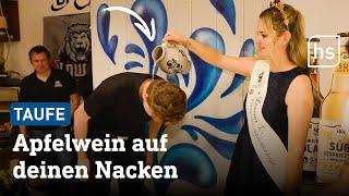 Taufe auf hessisch: Eishockey-Spieler der Löwen Frankfurt kriegen Äppler-Kopfdusche | hessenschau