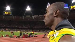 Usain Bolt stopped an interview to listen to the US national anthem