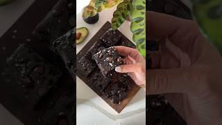 Flourless avocado brownies 