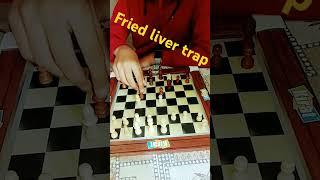 #Friedlivertrap #chesstricks #chesstraps #gmhikaru #magnuscarlsen #gothamchess #gukesh #chesscom