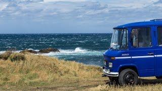 Surfstrände, eine Schlosshochzeit und ein Road Trip im Mercedes 508D