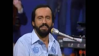 Ray Stevens - "You've Got The Music Inside" (Live on That Nashville Music, 1982)