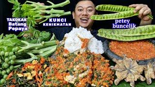 MAKAN BESAR ⁉️ LALAPAN PETE BATANG PEPAYA MENTAH SAMBEL TERASI IKAN ASIN IKAN ETEM SAMBEL KEMANGI