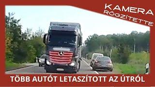 Több autót LETASZÍTOTT AZ ÚTRÓL egy kamionos a 31-es főúton