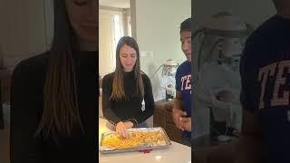 Francesa prueba papas a la Francesa