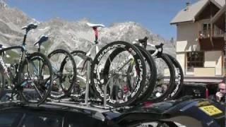 Biciklitúra az Alpokban: Le Bourg d'Oisans - Col du Lautaret, 2058 m by bicycle