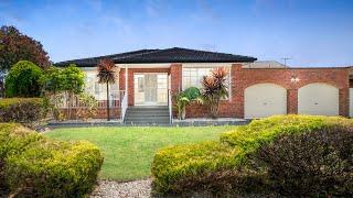 Harcourts Rata & Co Live Auction: 10 Tatlow Drive, Epping / Auc: Tony Lombardi / Agent: Mario Tucci