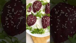 Вкусная закуска из селёдки в виде клубнички#рецепт #рецепты #shorts