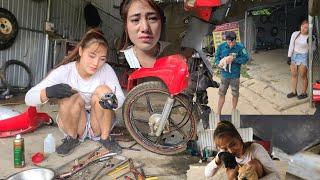 Repairing a motorbike with many broken parts for her uncle, she was sad when she lost her confidant.